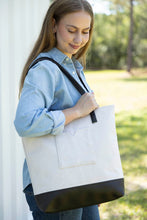 Lape Tote