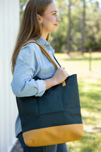 Lape Tote
