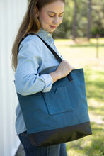 Lape Tote