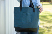 Lape Tote