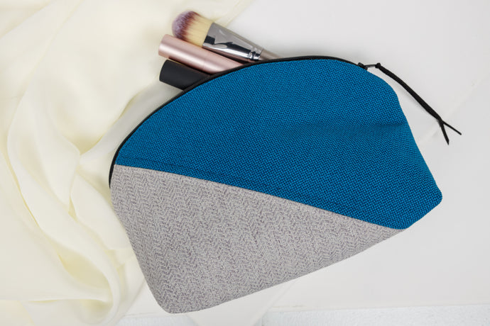 Standup Makeup Bag